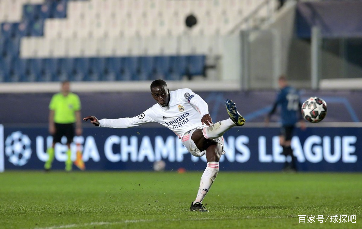AC米兰传射建功，本泽马新星横空出世，场边球探频频记笔记的简单介绍